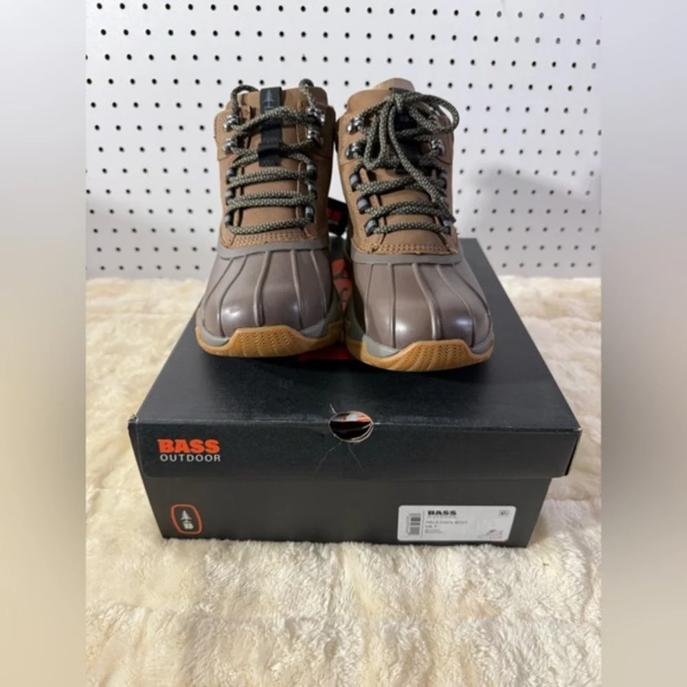 Bass Outdoor Field Duck Boots Brown Men’s‎ 7 NEW With Box